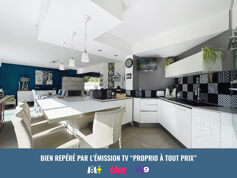 Vente
                                                 Pavillon individuel avec piscine - BIERNE