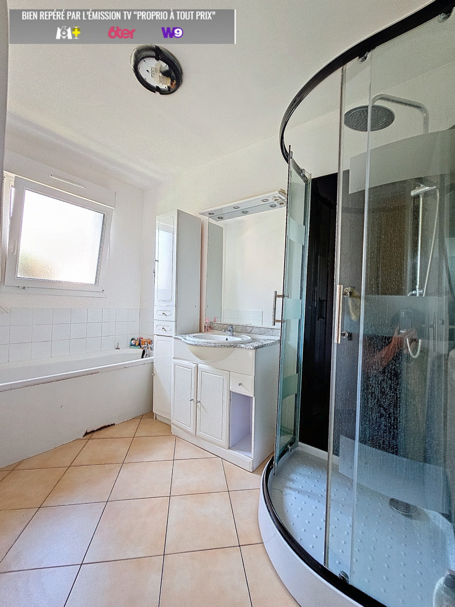 
                                                Vente
                                                 Pavillon individuel de semi plain-pied