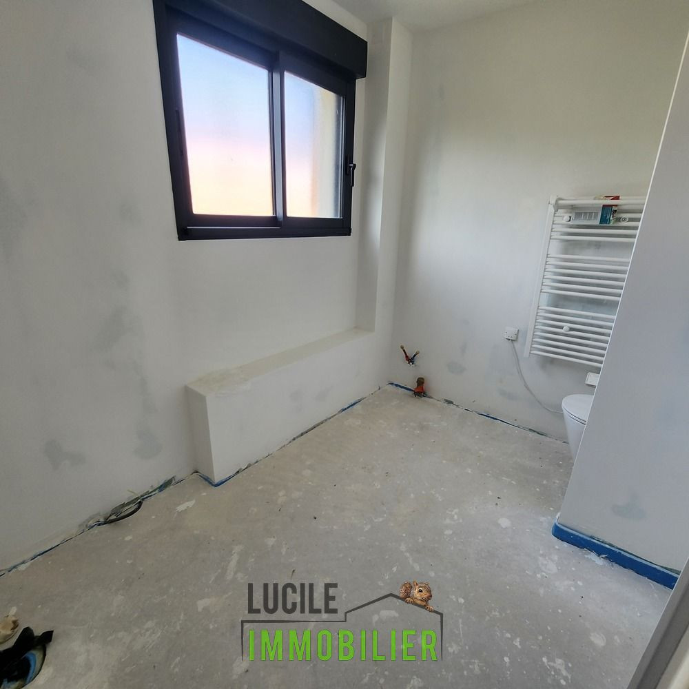 
                                                Vente
                                                 Pavillon neuf 3 chambres