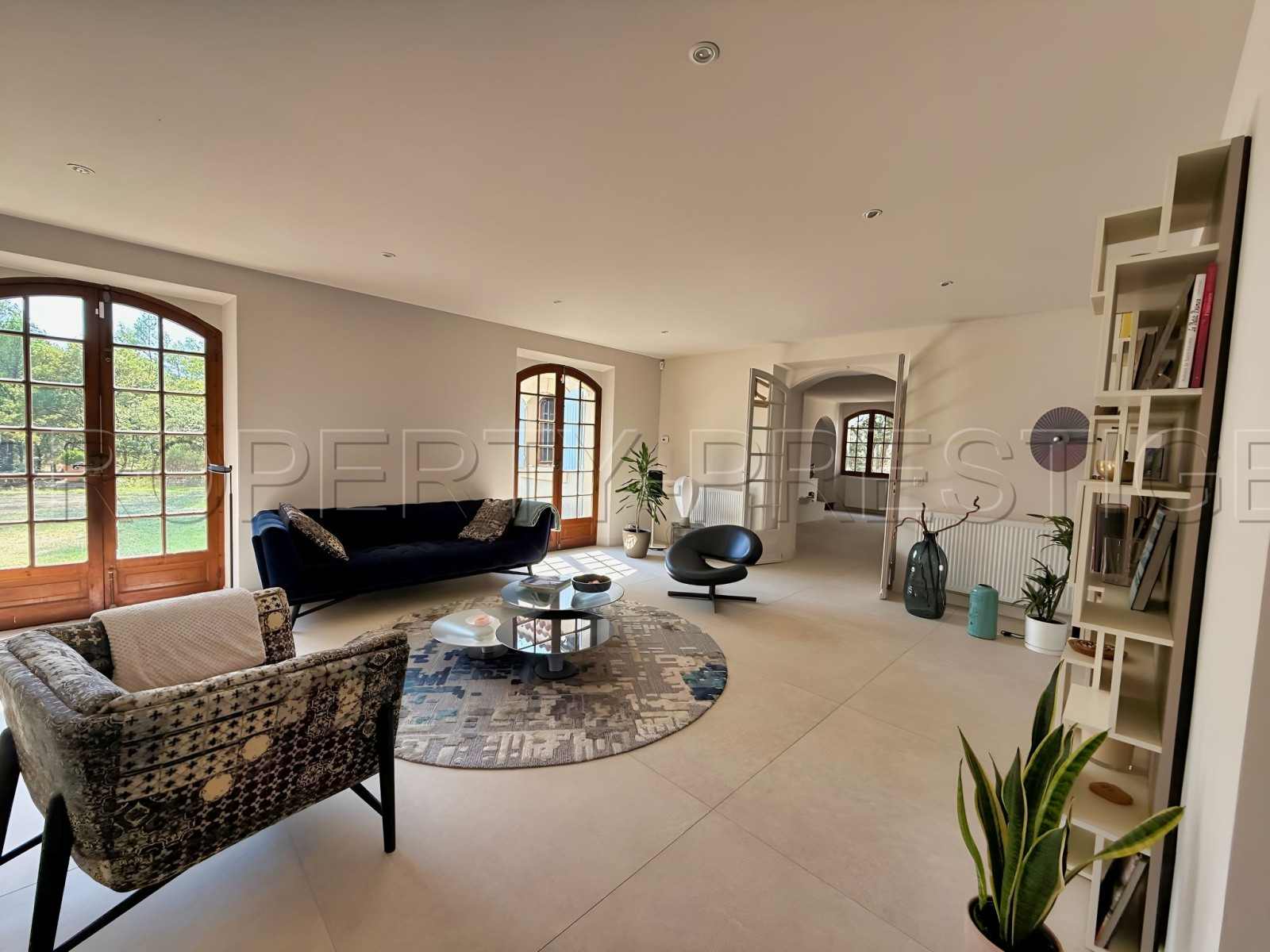 
                                                Vente
                                                 PAYS D’AIX MAS DE CARACTERE 5,5 HA HAVRE DE PAIX