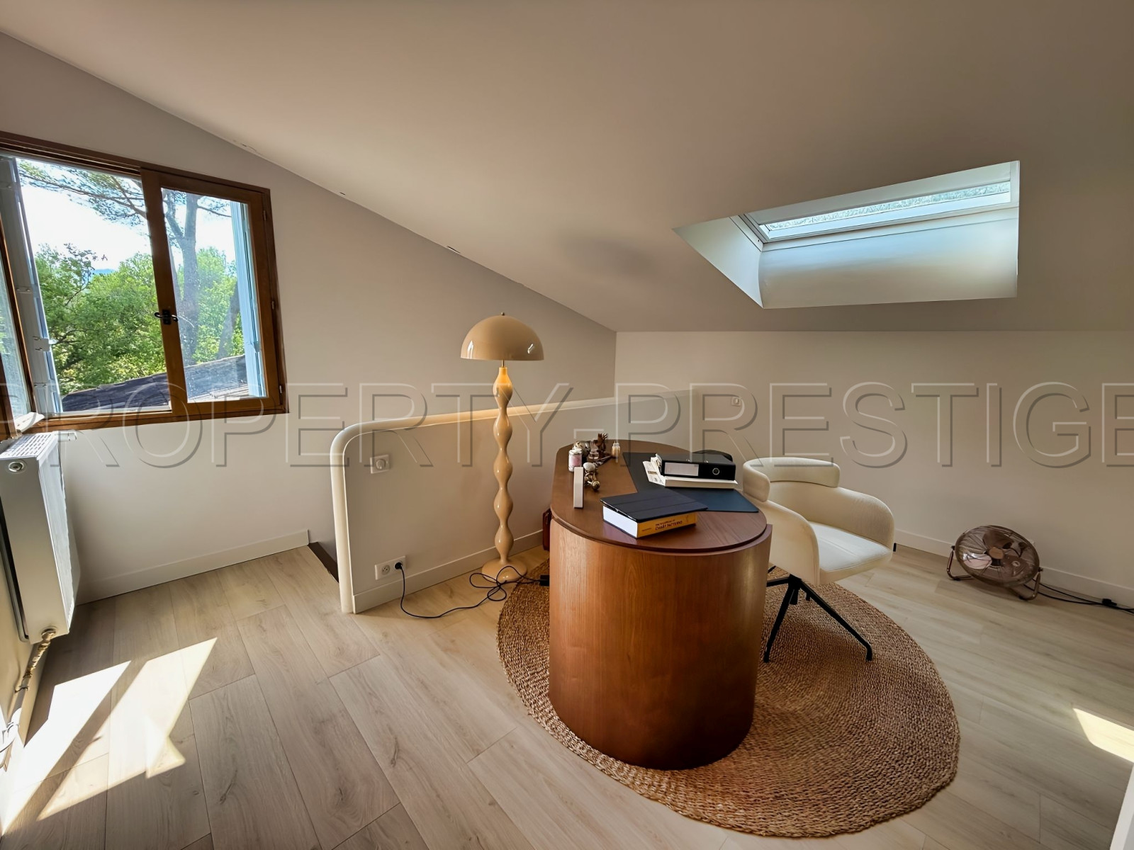 
                                                Vente
                                                 PAYS D’AIX MAS DE CARACTERE 5,5 HA HAVRE DE PAIX