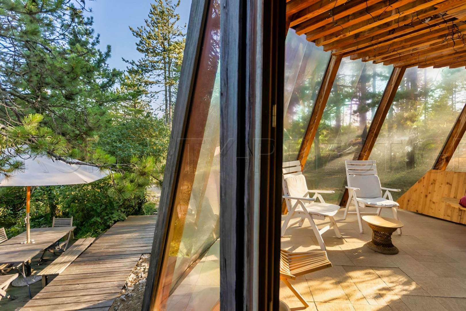 
                                                Vente
                                                 PAYS DE LODEVE DOMAINE D'EXCEPTION 30 HA
