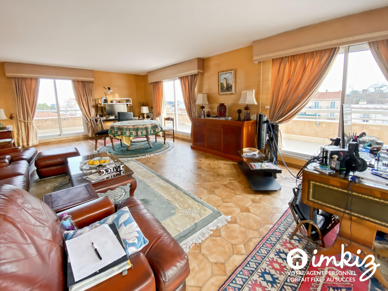 
                                                Vente
                                                 Penthouse de Prestige - Vue Panoramique 270°