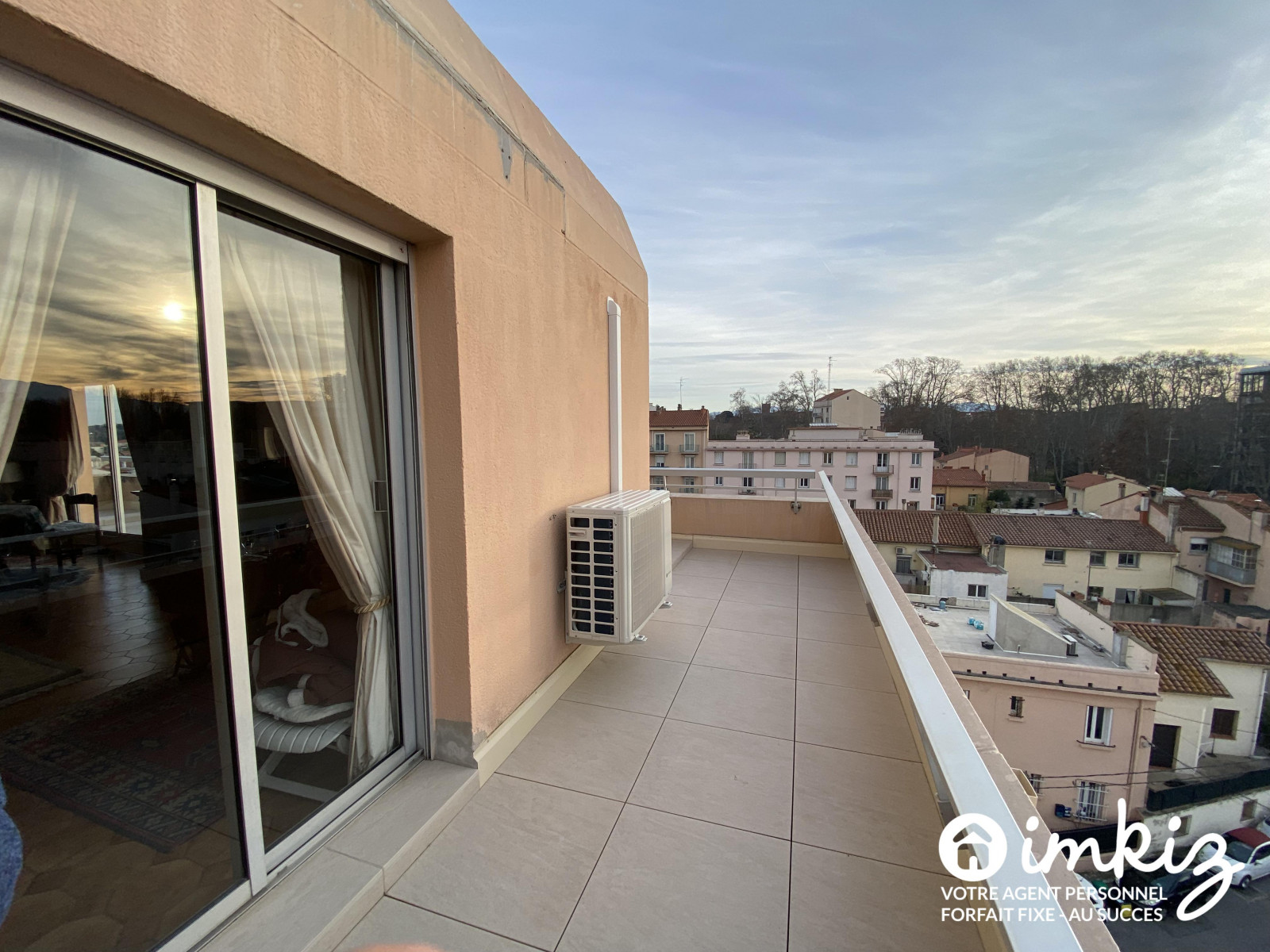 
                                                Vente
                                                 Penthouse de Prestige - Vue Panoramique 270°