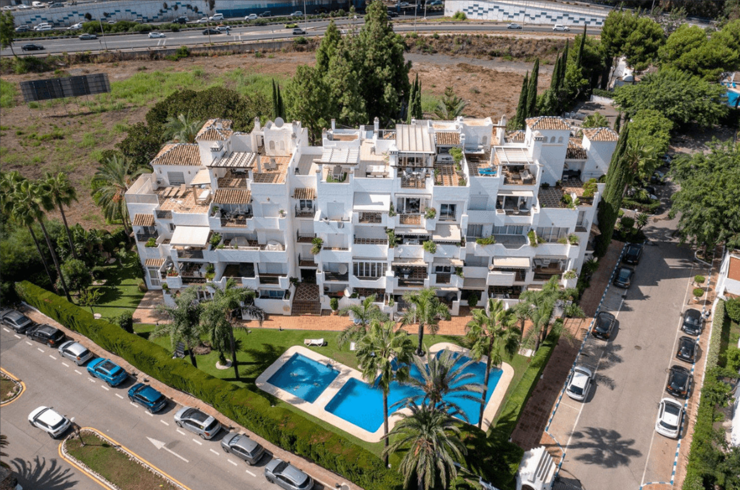
                                                Vente
                                                 Penthouse Duplex in Puerto Banus