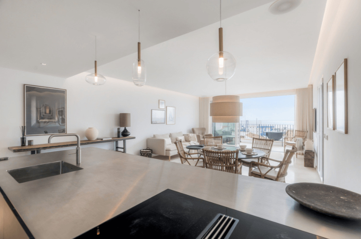 
                                                Vente
                                                 Penthouse sur la Marina de Puerto Banus