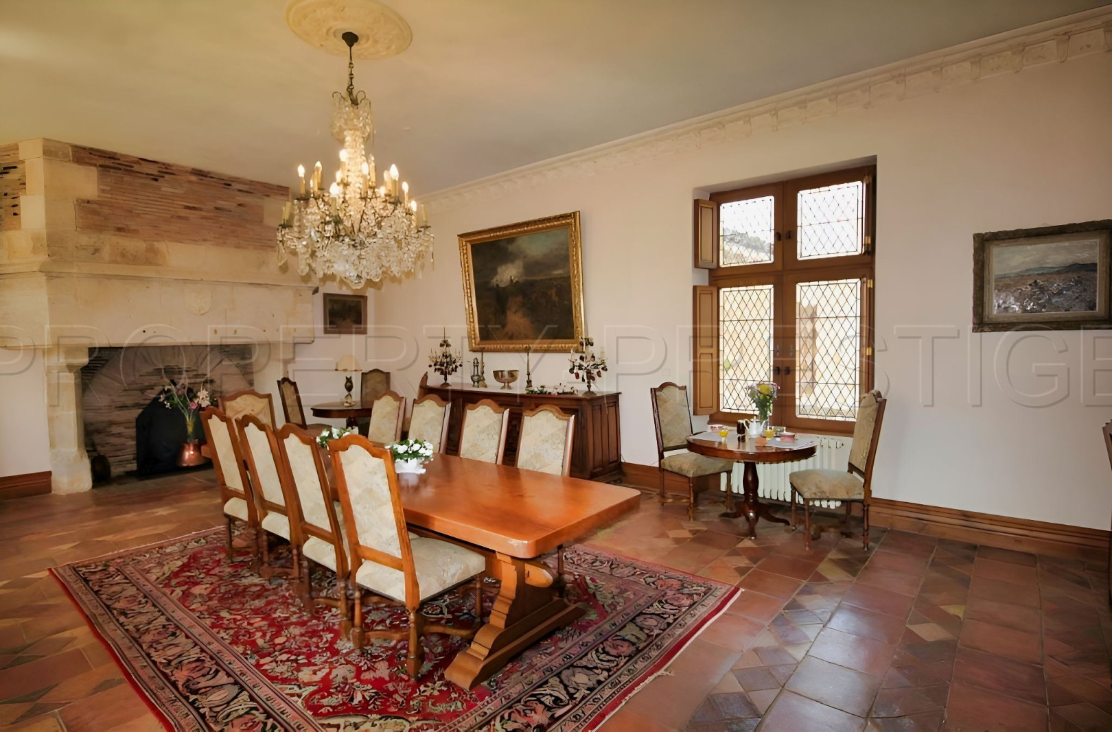 
                                                Vente
                                                 PERIGORD NOIR DOMAINE D’EXCEPTION MARIAGES 60 HA