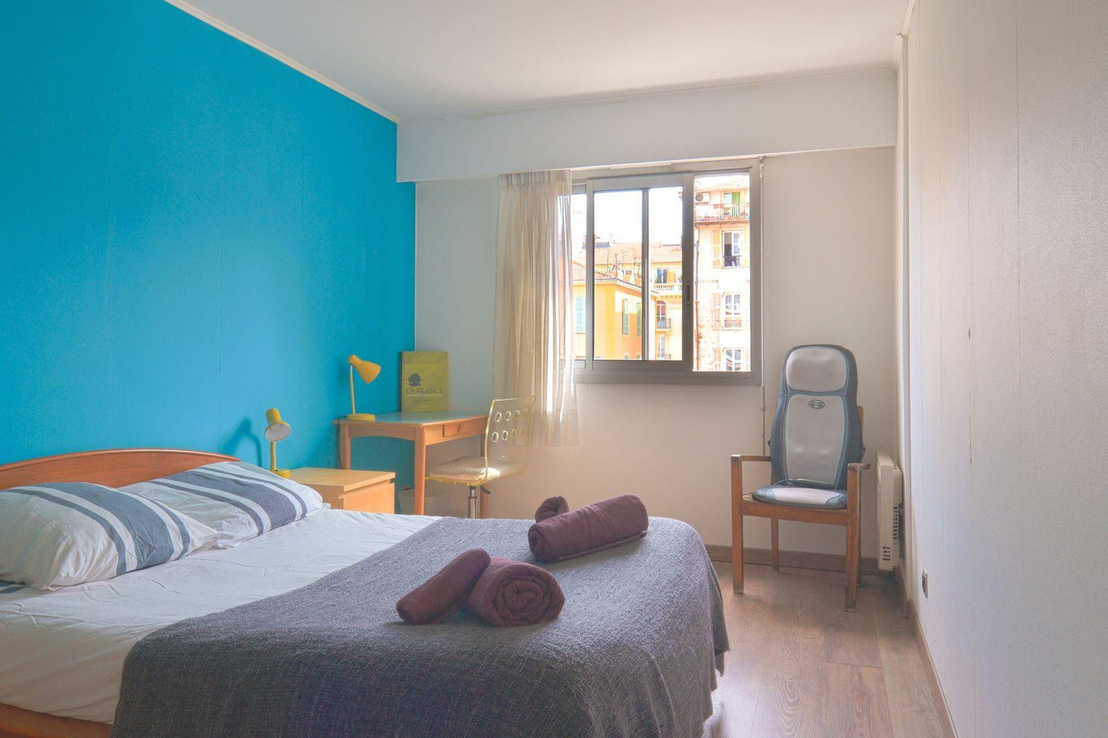 
                                                Location
                                                 Perle rare au calme bien sécurisé terrasse sud