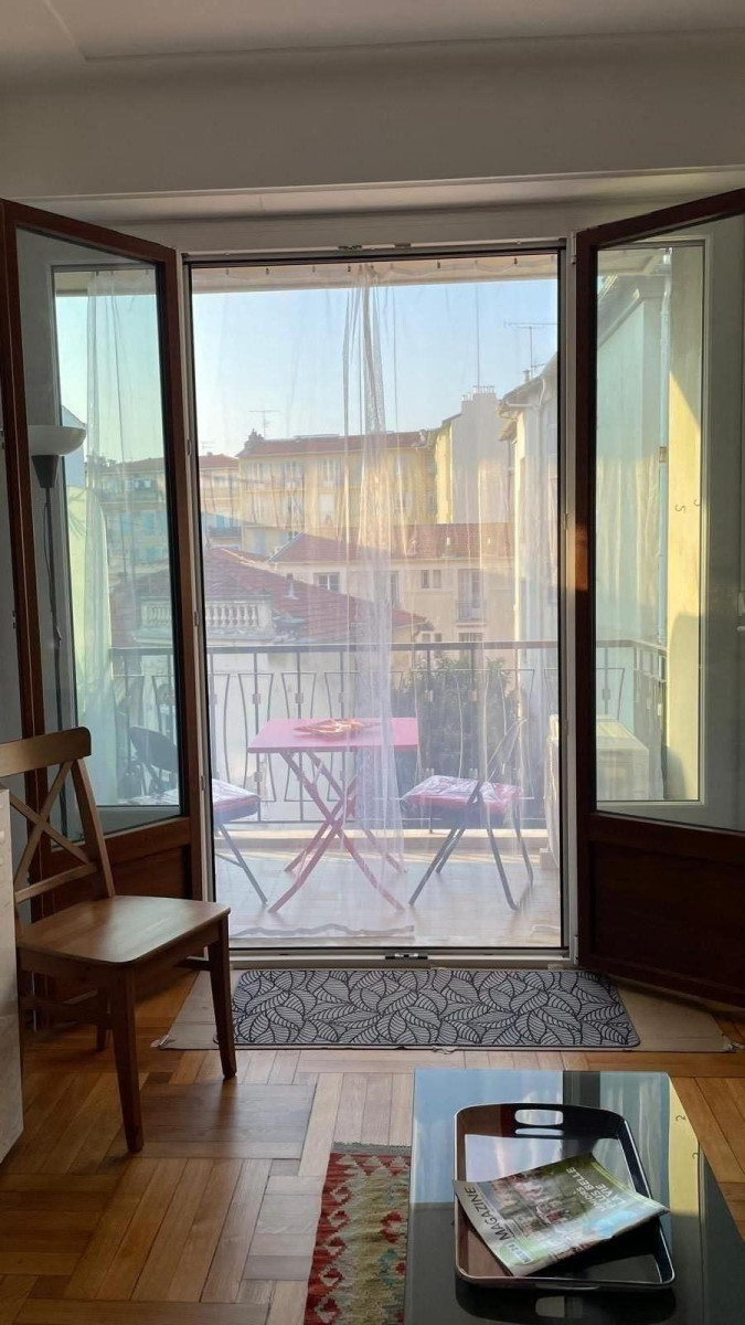 
                                                Location
                                                 Perle rare/ T2 Clim Place Liberation Nice-Centre