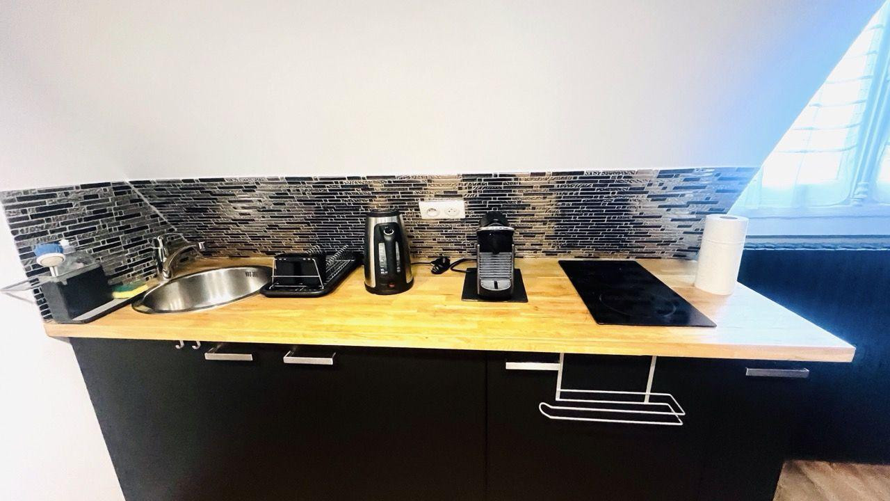 
                                                Location
                                                 Petit appartement parfaitement équipé Trocadéro