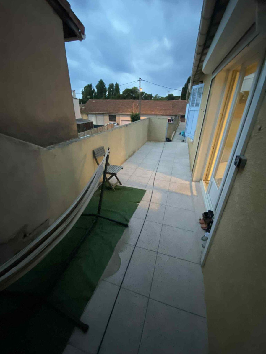 
                                                Location
                                                 Petit appartement tranquille courte durée