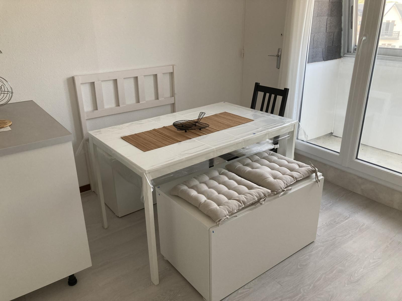 
                                                Location
                                                 Petit cocoon