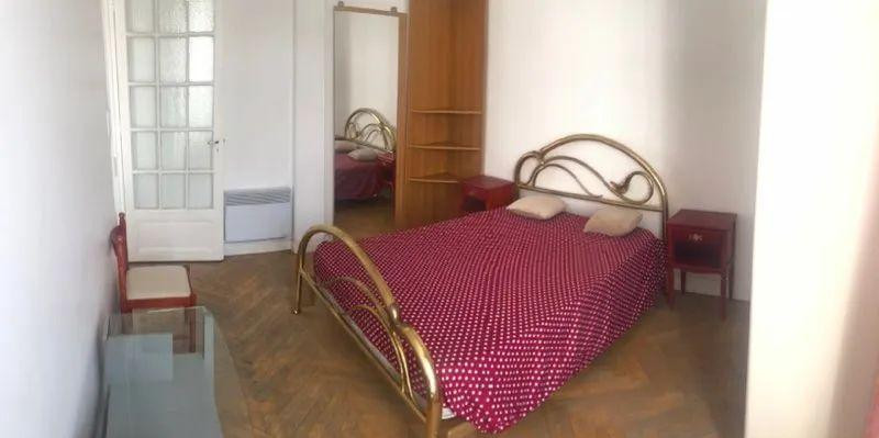 
                                                Location
                                                 Petit meublé 24,85m2 T2 à Nice Valrose Université