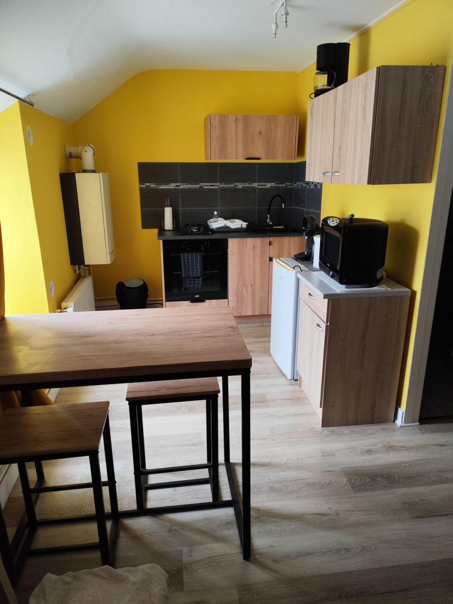 
                                                Location
                                                 Petit studio cosy