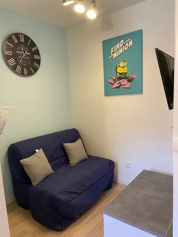 
                                                Location
                                                 Petit studio meublé 12m²