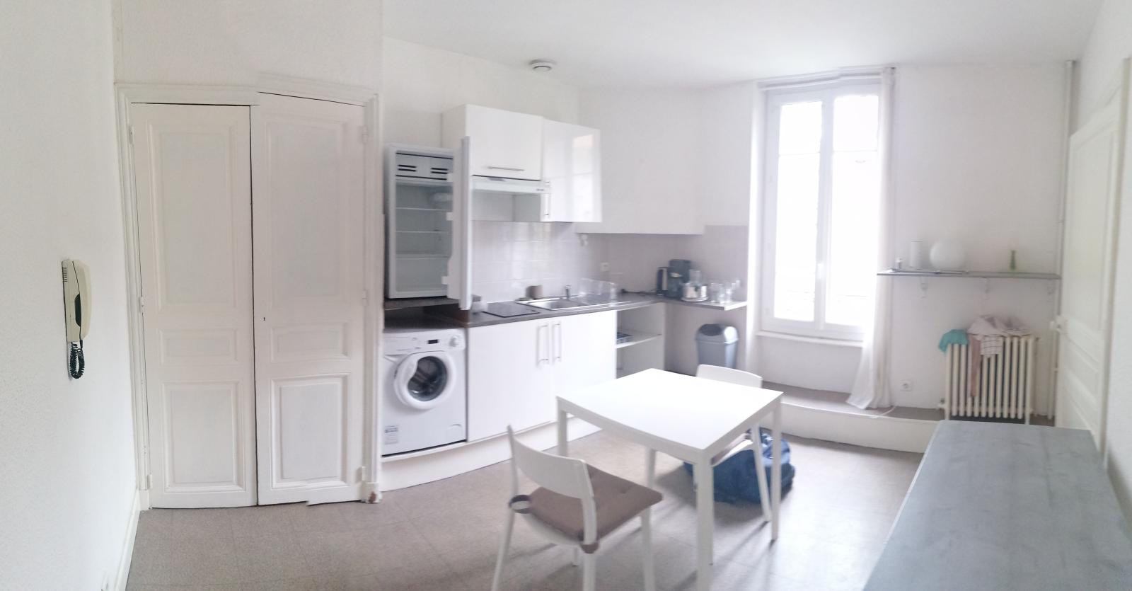 
                                                Location
                                                 Petit T1 Quartier jardin Lecoq/ Facs