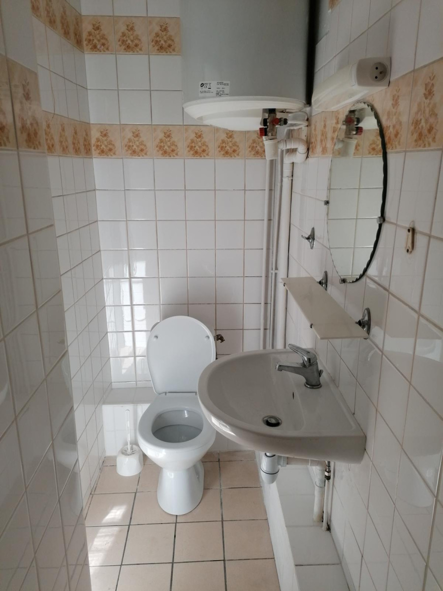 
                                                Location
                                                 Petit T1 Quartier jardin Lecoq/ Facs