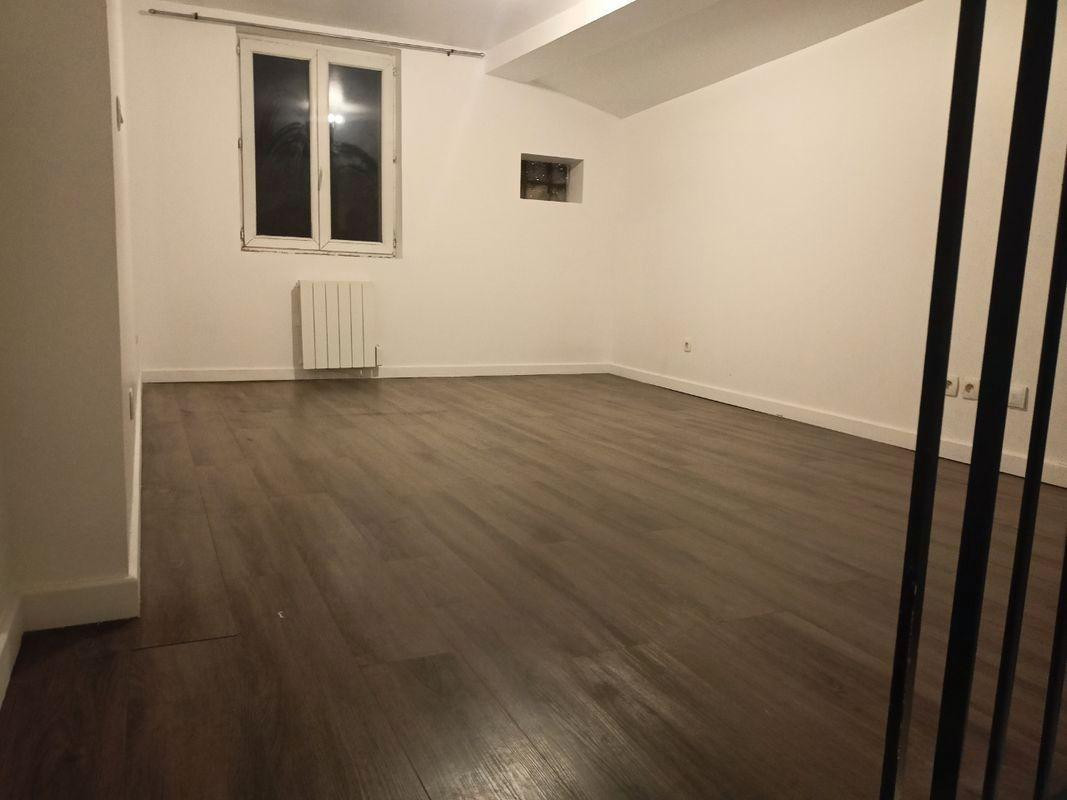 
                                                Location
                                                 Petite maison 2 pieces