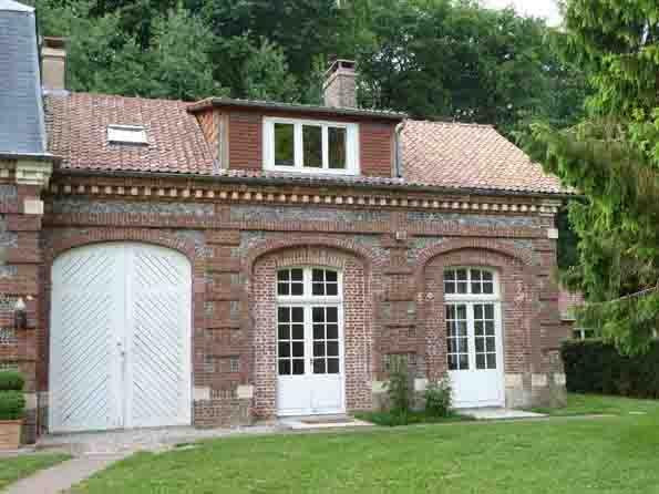 
                                                Location
                                                 Petite maison dans un environnement d'exception
