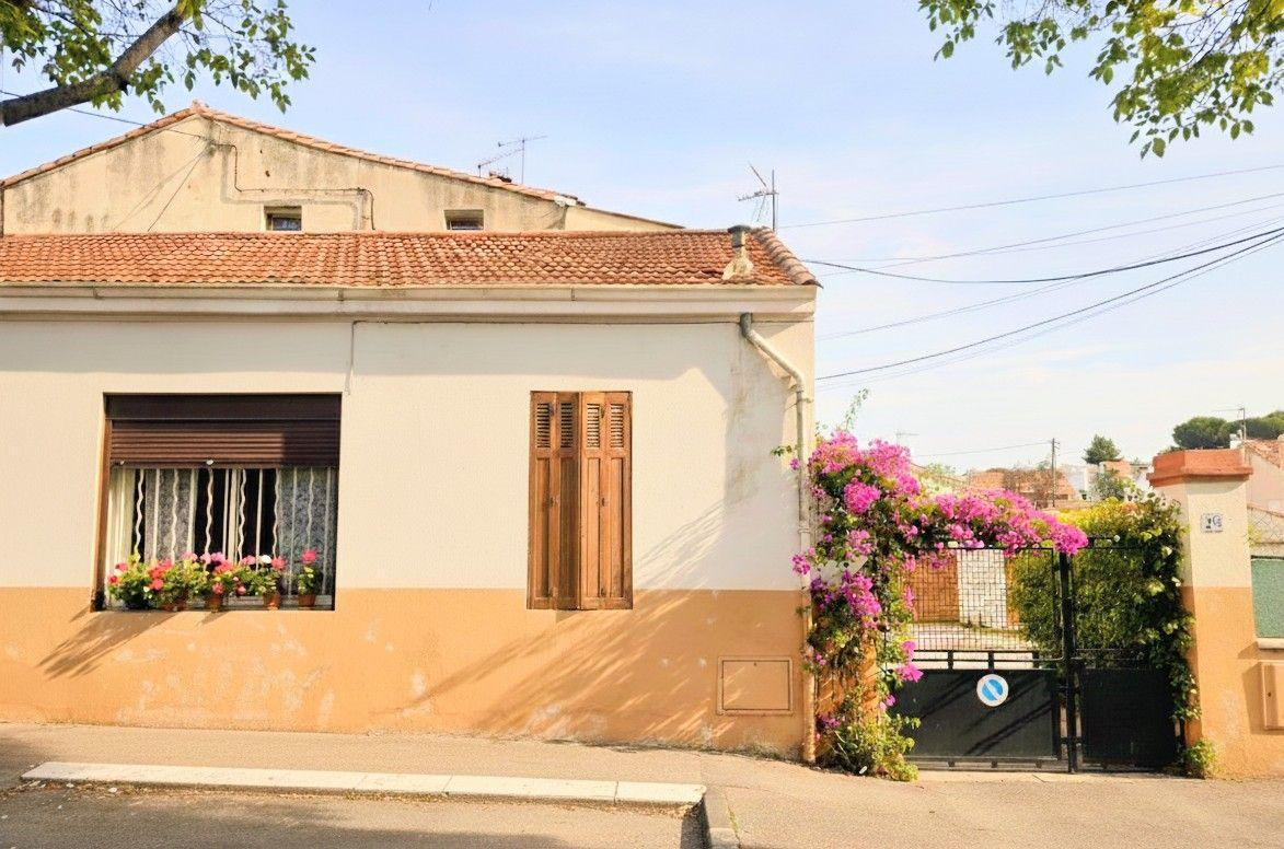 
                                                Location
                                                 Petite maison tranquille