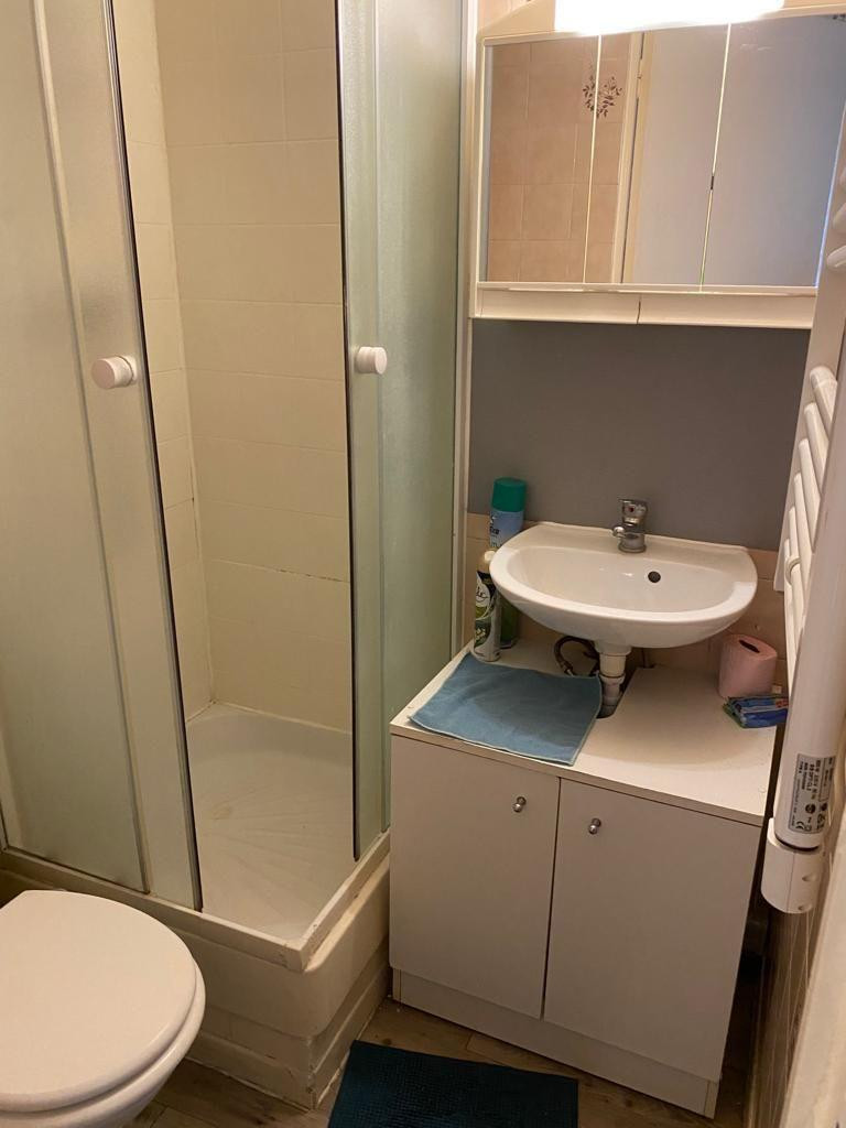 
                                                Location
                                                 Petite maison tranquille