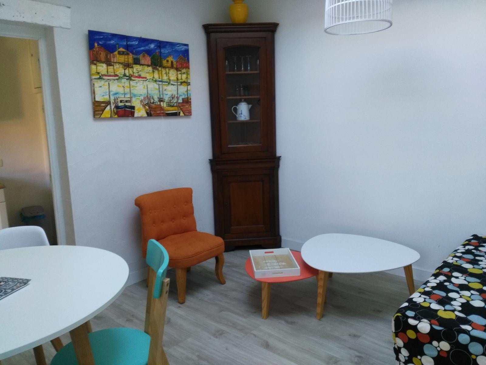 
                                                Location
                                                 Petite maison tranquille