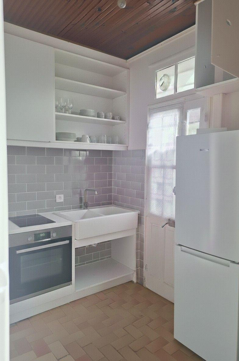 
                                                Location
                                                 Petite maison tranquille