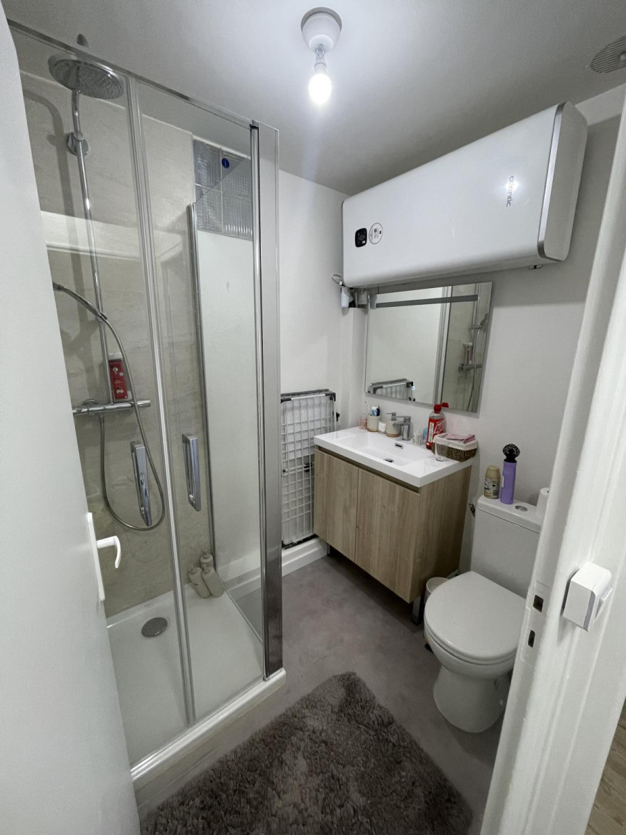 
                                                Location
                                                 Petite maison tranquille