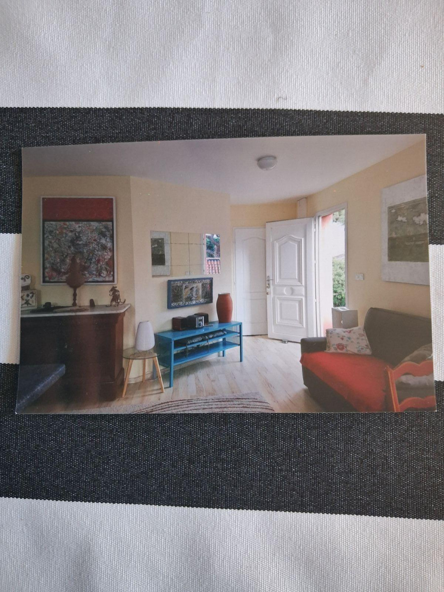 
                                                Location
                                                 Petite maison tranquille