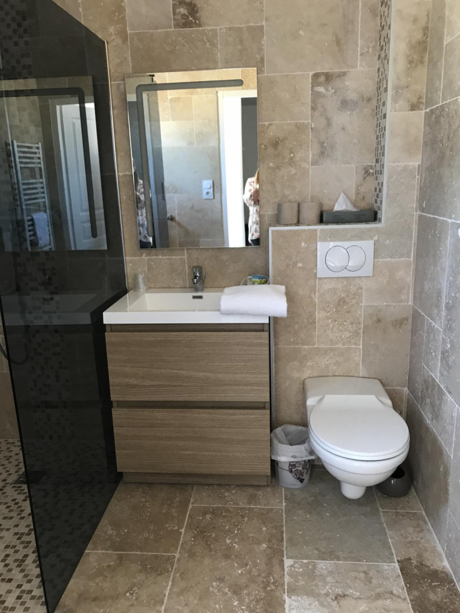 
                                                Location
                                                 Petite maison tranquille