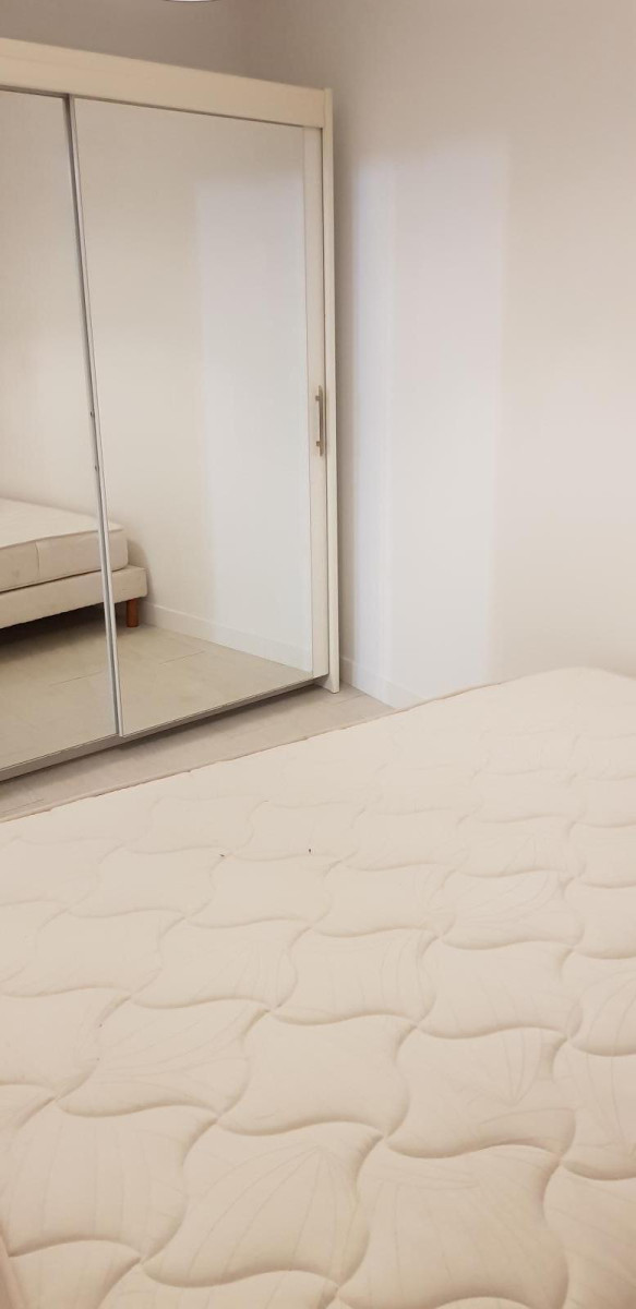 
                                                Location
                                                 Petite maison type t2