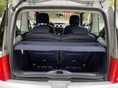 
                                                Voiture
                                                 Peugeot 1007 Premium