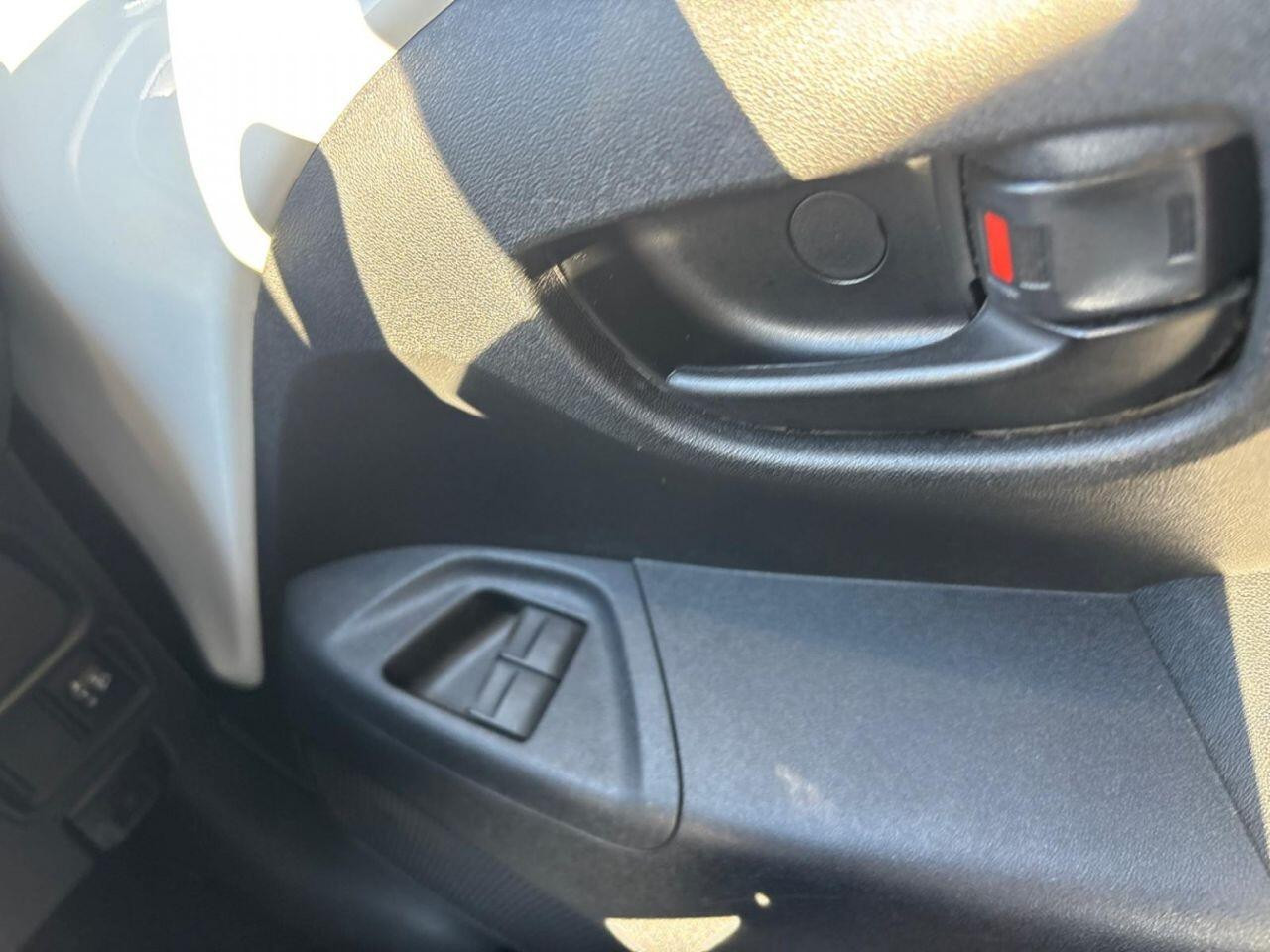 
                                                Voiture
                                                 Peugeot 108 1.0 Active Hatchback 5dr Petrol Manual Euro 6 (68 ps)