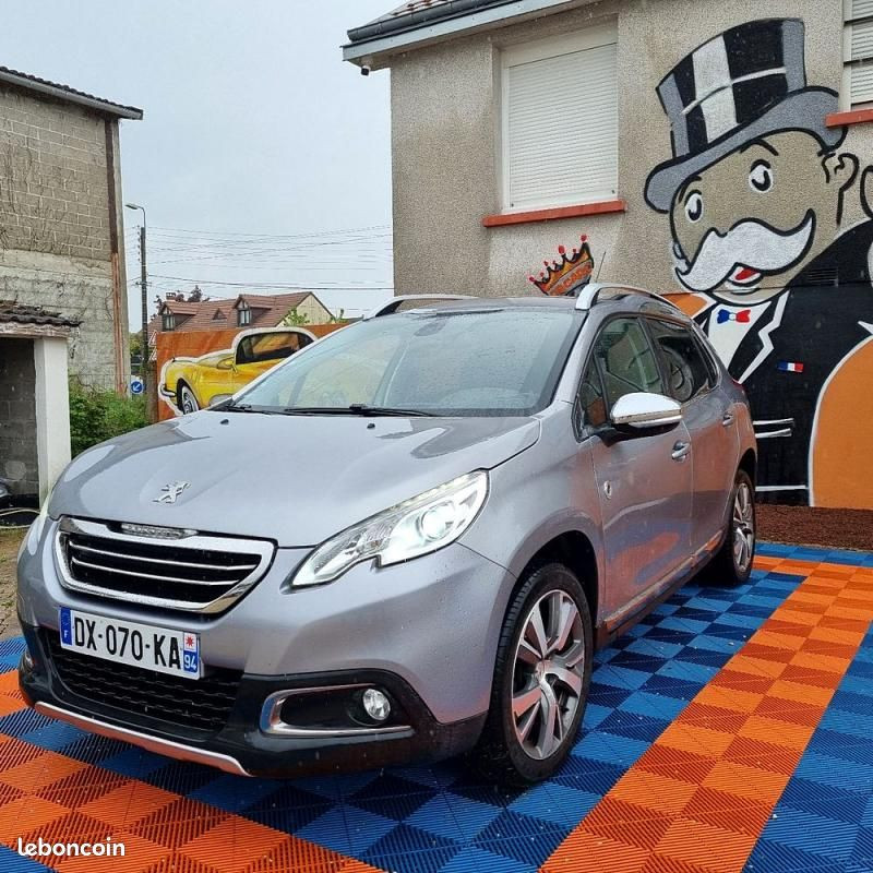 
                                                Voiture
                                                 Peugeot 2008 1.2 PURETECH - 12V TURBO