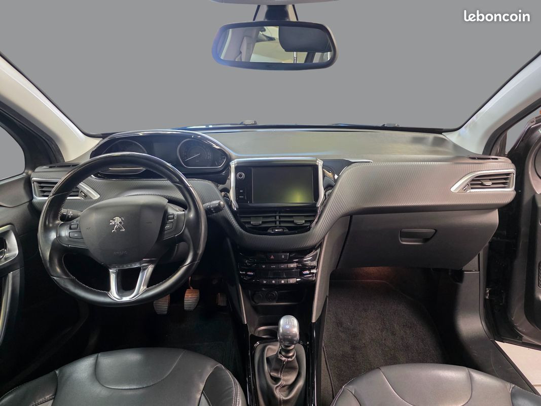 
                                                Voiture
                                                 PEUGEOT 2008 - 1.6 e-HDi 115 CV ALLURE - 6 CV