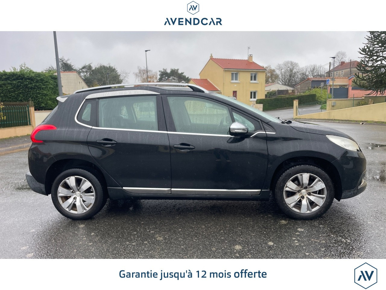 
                                                Voiture
                                                 Peugeot 2008 1.6 E-HDI 90 ALLURE - Garantie 12 mois
