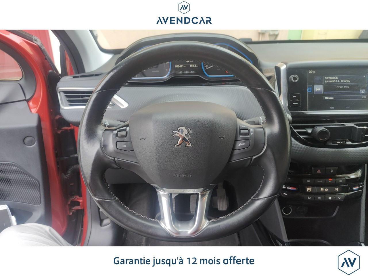 
                                                Voiture
                                                 Peugeot 2008 ALLURE BUSINESS 110 Garantie 12 mois