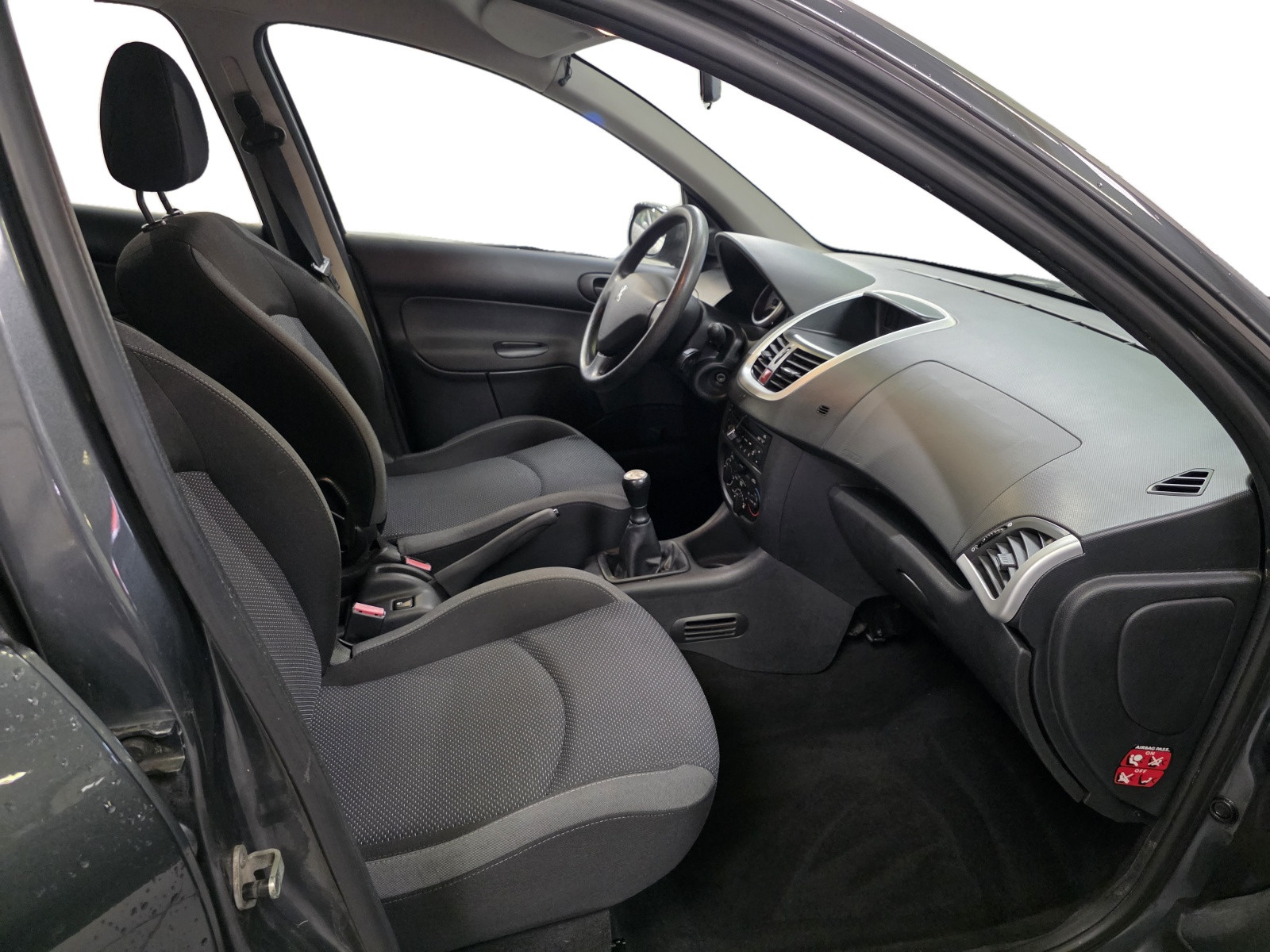 
                                                Voiture
                                                 PEUGEOT 206+ - 1.4 HDi 70 CV ACTIVE - 4CV