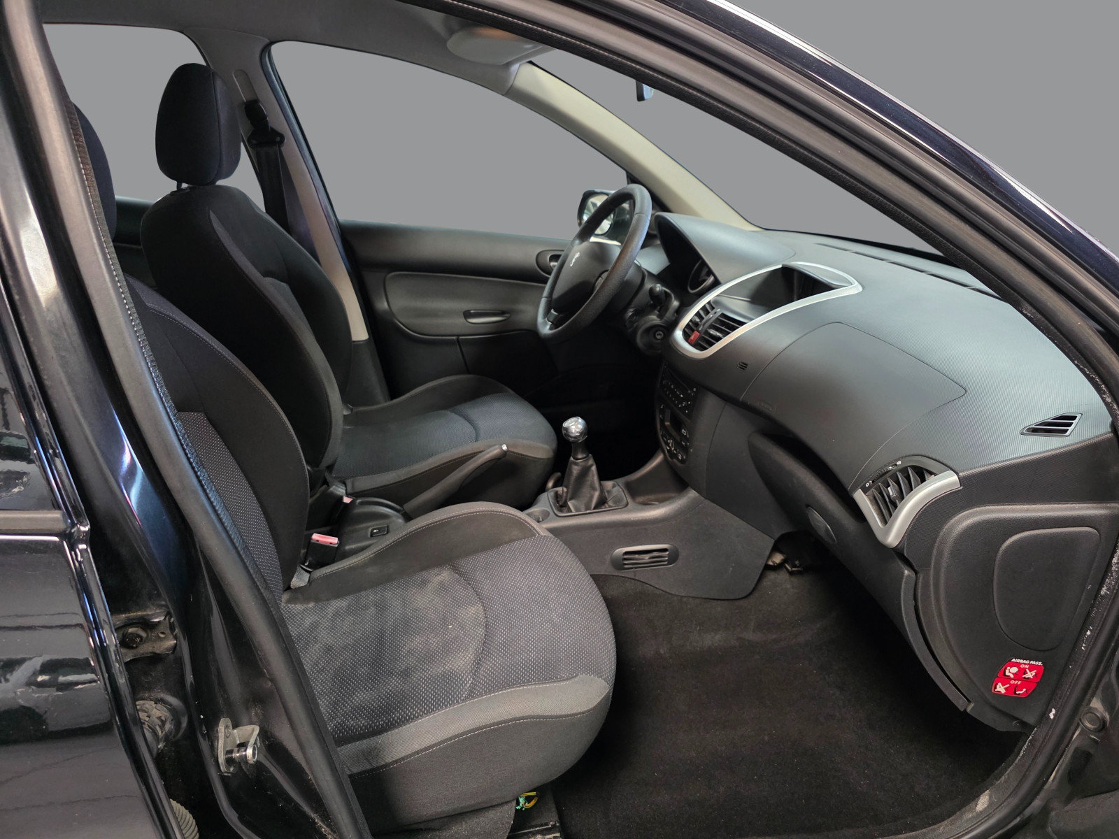 
                                                Voiture
                                                 PEUGEOT 206+ - 1.4 HDi 70 CV SPORTIUM - 4 CV