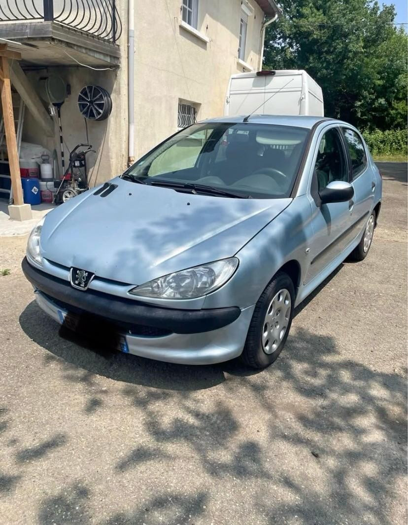 
                                                Voiture
                                                 PEUGEOT 206 URBAN 1.4 HDI 70 diesel 2006