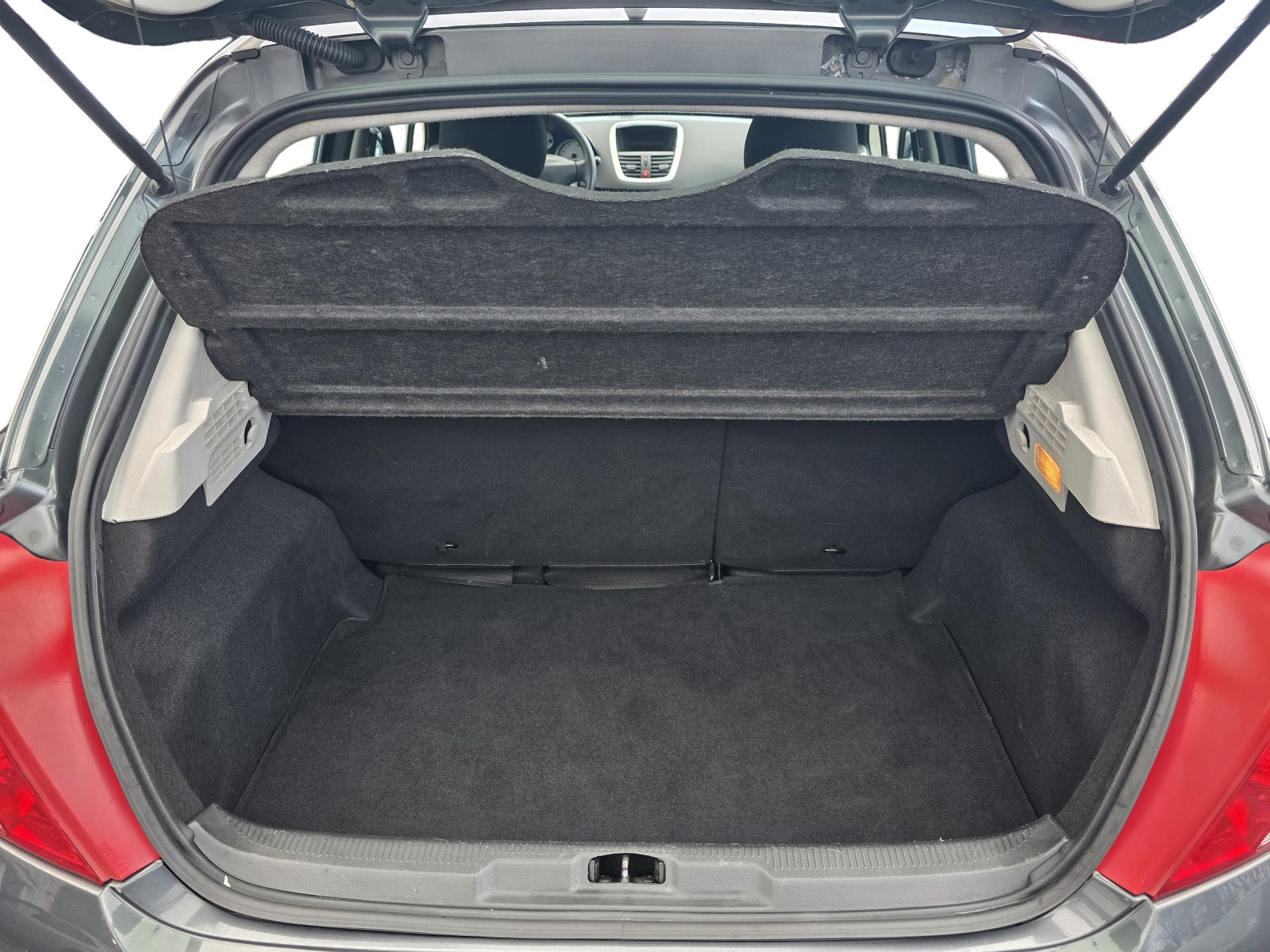 
                                                Voiture
                                                 PEUGEOT 207 - 1.4 HDi 70 CV ACTIVE - 4 CV