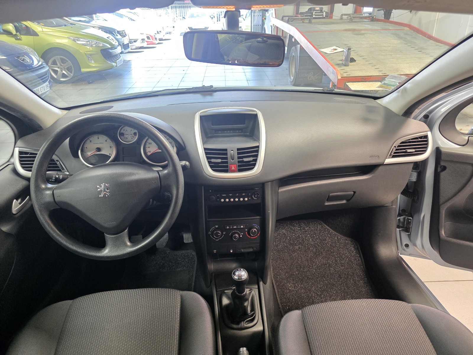 
                                                Voiture
                                                 PEUGEOT 207 - 1.6 Hdi 110 CV PREMIUM - 6 CV