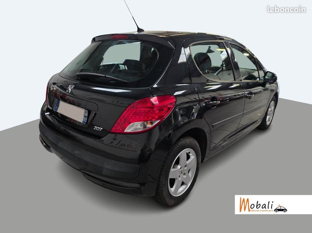 
                                                Voiture
                                                 PEUGEOT 207+ - 1.6 HDi 90 CV PREMIUM - 5 CV