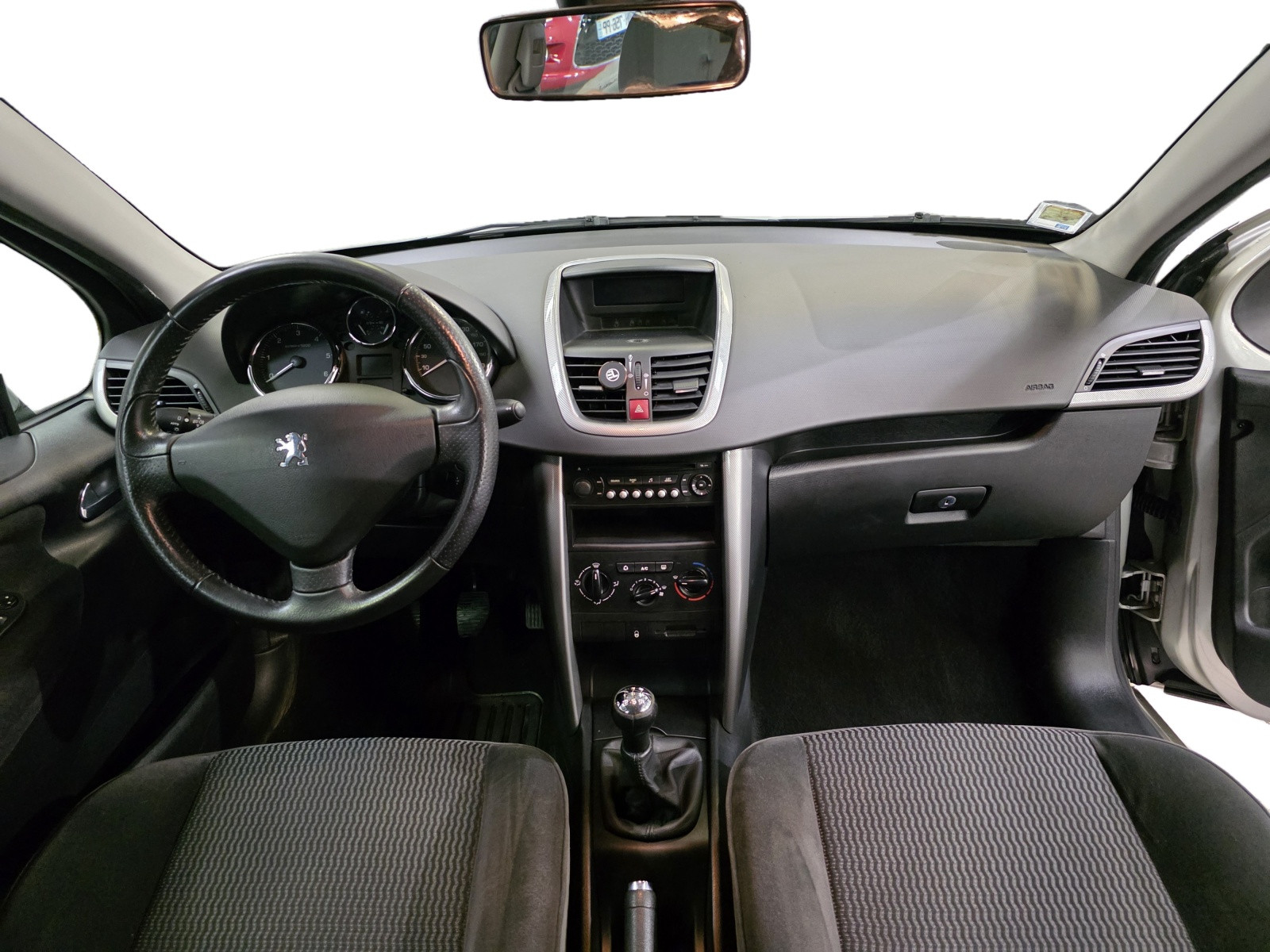 
                                                Voiture
                                                 Peugeot 207