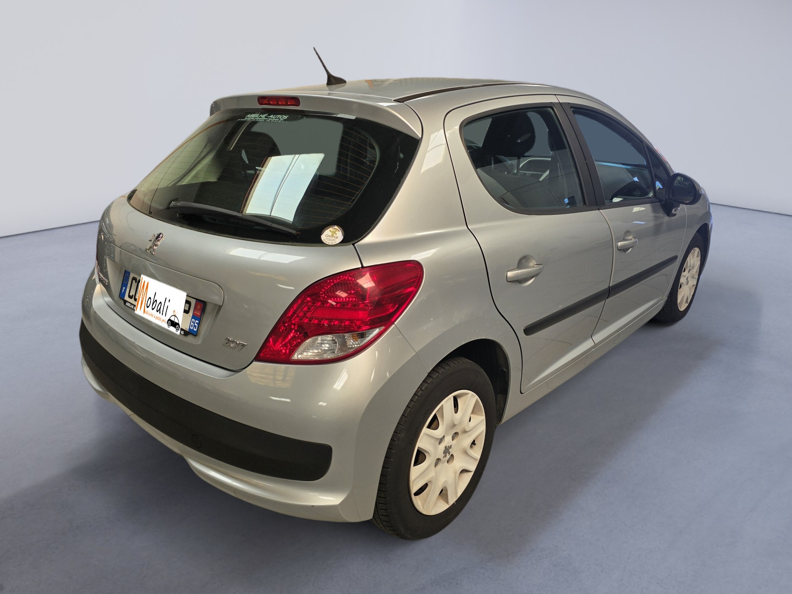 
                                                Voiture
                                                 Peugeot 207