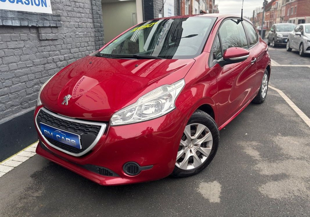 
                                                Voiture
                                                 Peugeot 208 1.4 hdi 68ch access