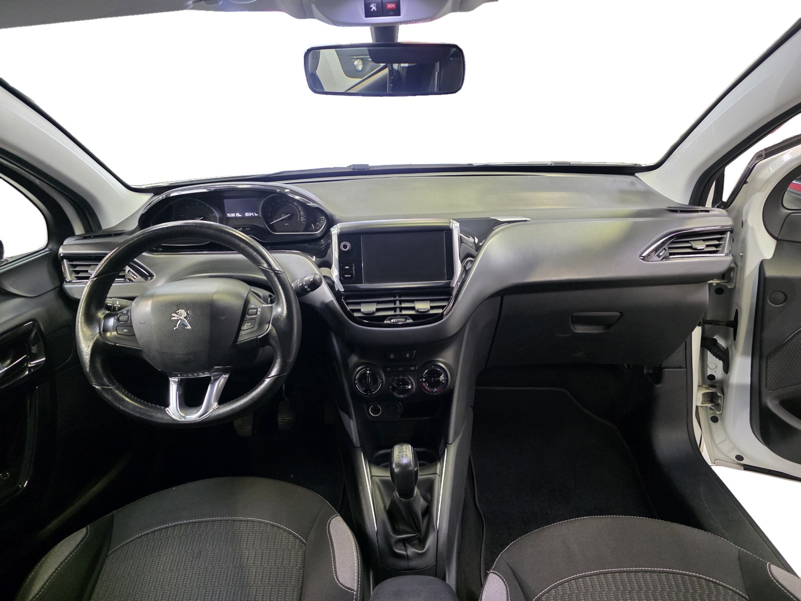 
                                                Voiture
                                                 PEUGEOT 208 - 1.6 Blue-HDi 100 CV BUSINESS R'