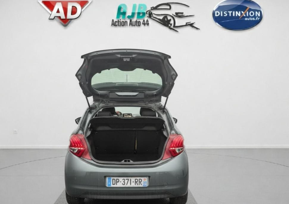 
                                                Voiture
                                                 Peugeot 208 1.6 E-HDI 92ch - ALLURE