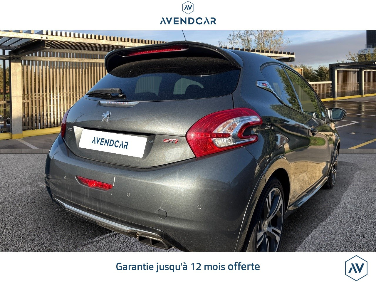 
                                                Voiture
                                                 Peugeot 208 Gti 1.6 THP 200 GTI 3P