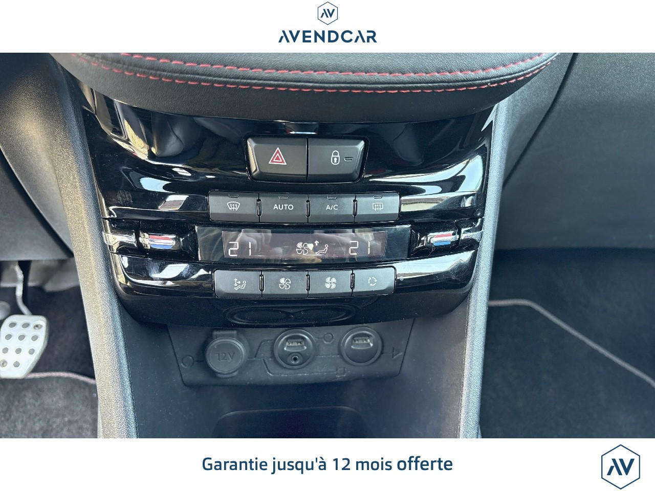 
                                                Voiture
                                                 Peugeot 208 Gti 1.6 THP 200 GTI 3P